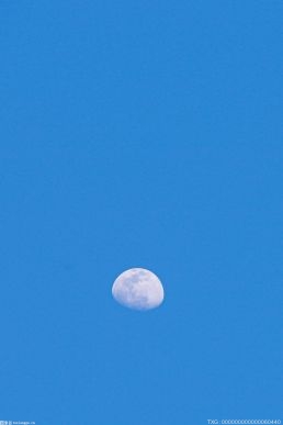 月偏食傍晚上演，我国中东部地区可见“带食月出”