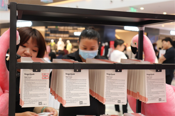 35岁大龄“剩女”脱单难，该不该降低择偶要求？