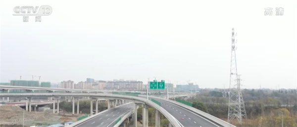 广中江高速实现全线通车 加强珠三角与粤西地区的交通联系