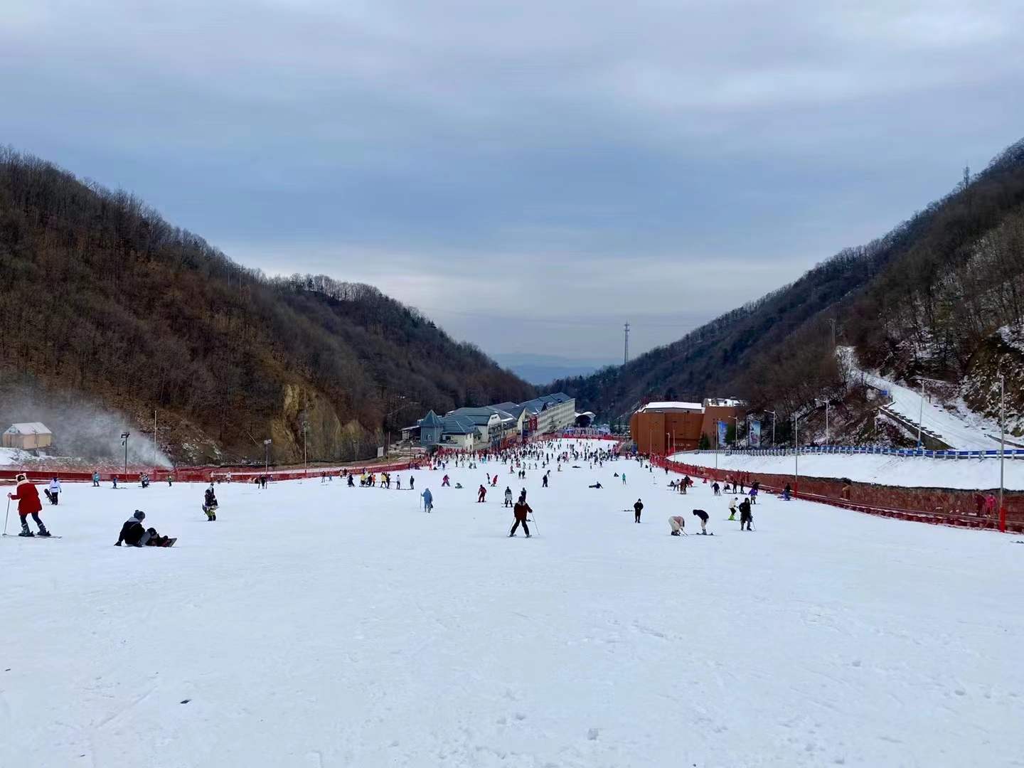 首批国家级滑雪旅游度假地出炉 推动我国冰雪旅游产业高质量发展