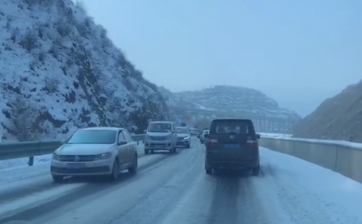 注意安全出行！全国150多个路段因降雪及路面结冰封闭